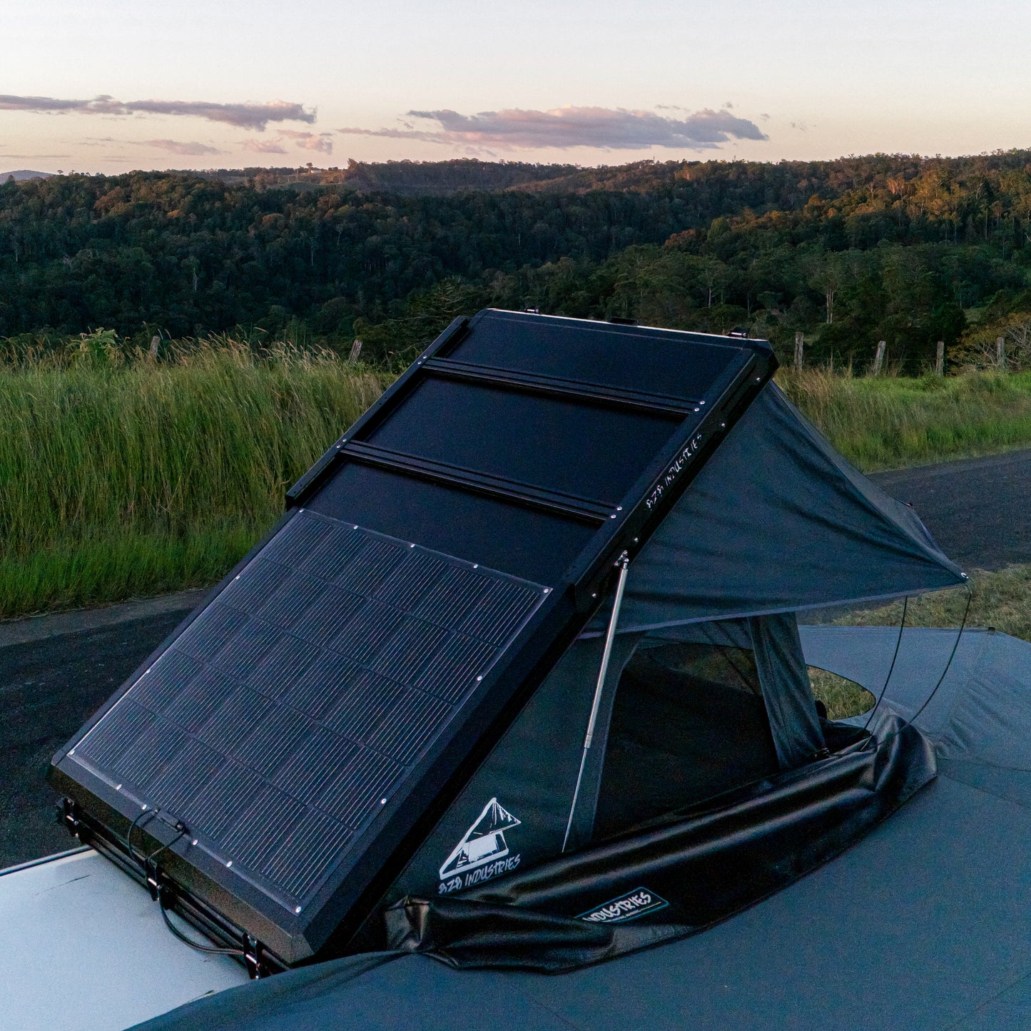 BZB SL Pro Rooftop Tent - EOFY SALE! 💥