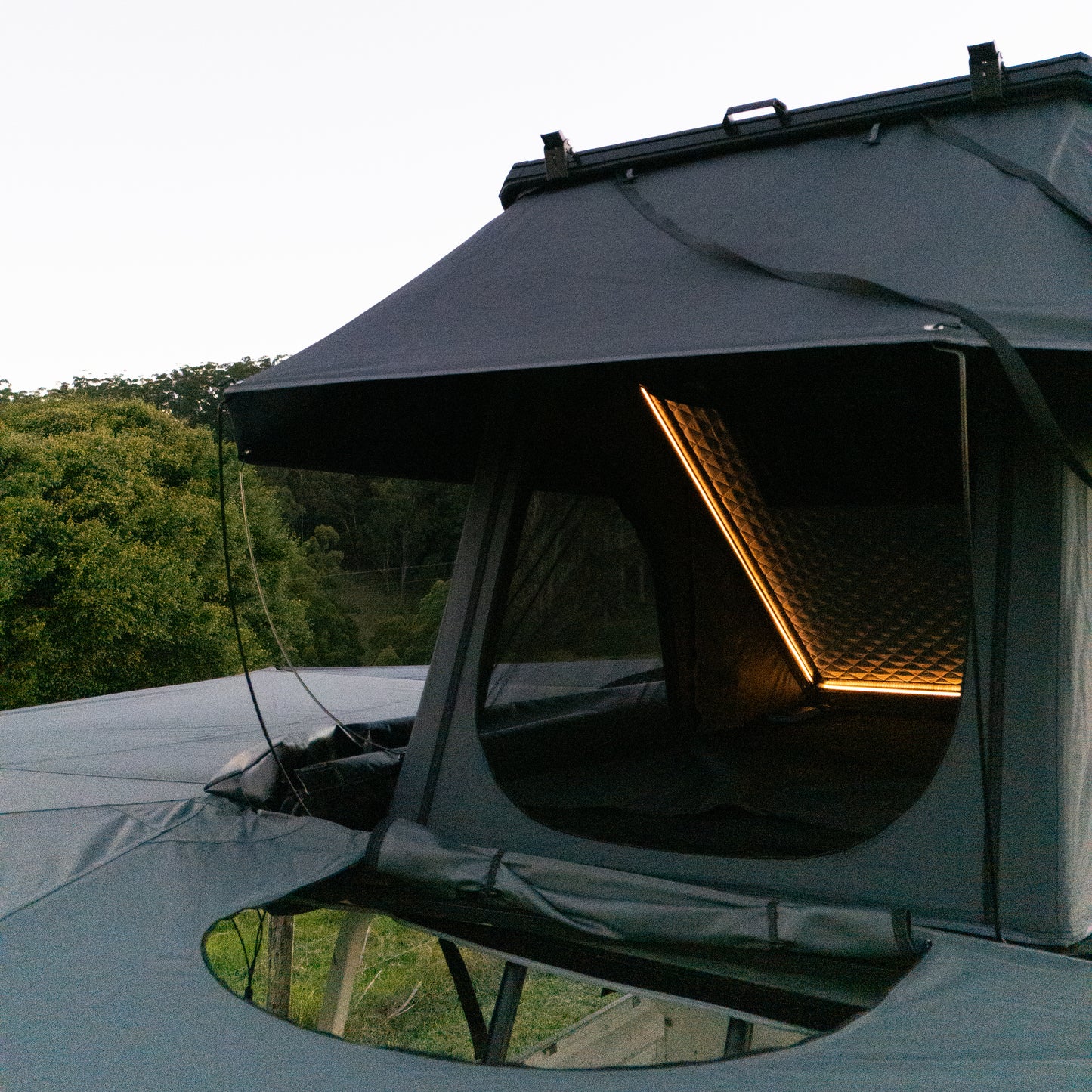 BZB SL Pro Rooftop Tent - EOFY SALE! 💥