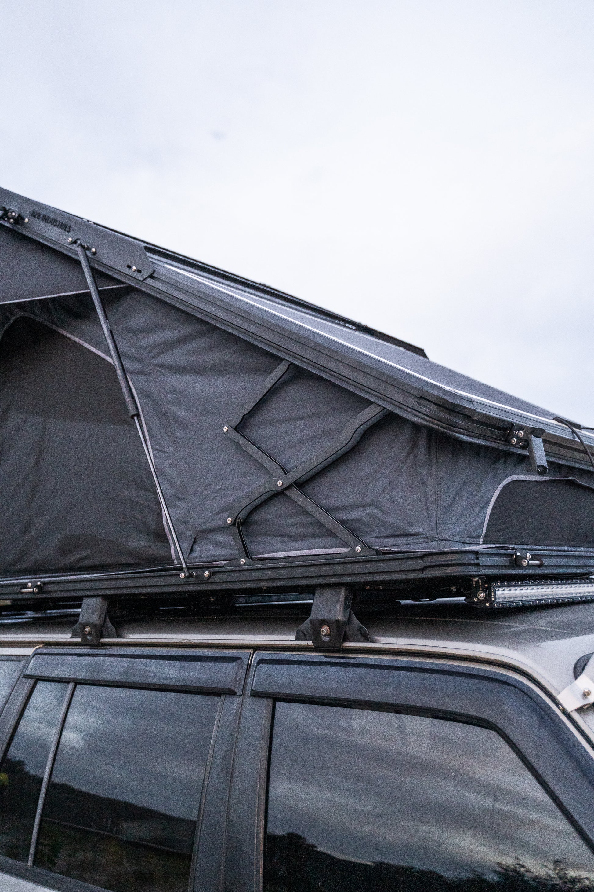 roof top tent hinges BZB Penthouse X Rooftop Tent